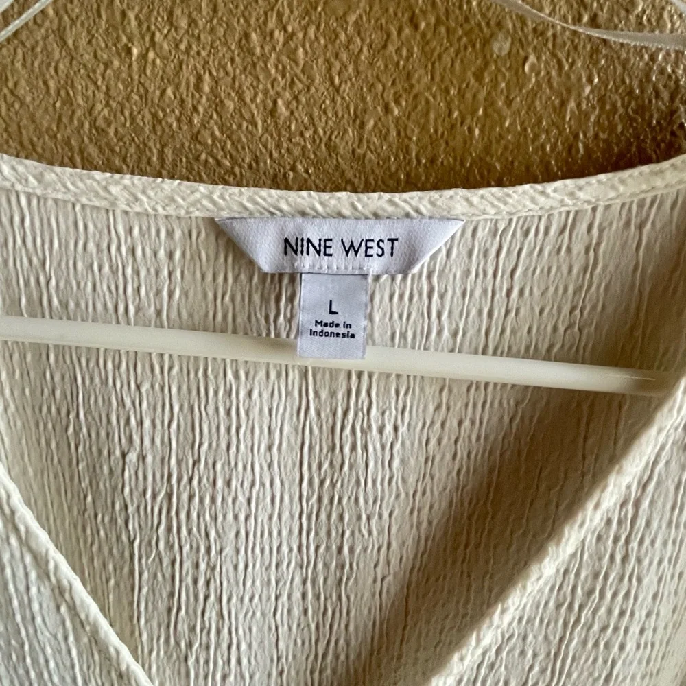 Nine West Cream Textured V-Neck Blouse - Picture 3 of 7